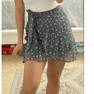 Abercrombie & Fitch Floral Skirt